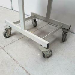 Magazijnkar transportkar met trespa blad