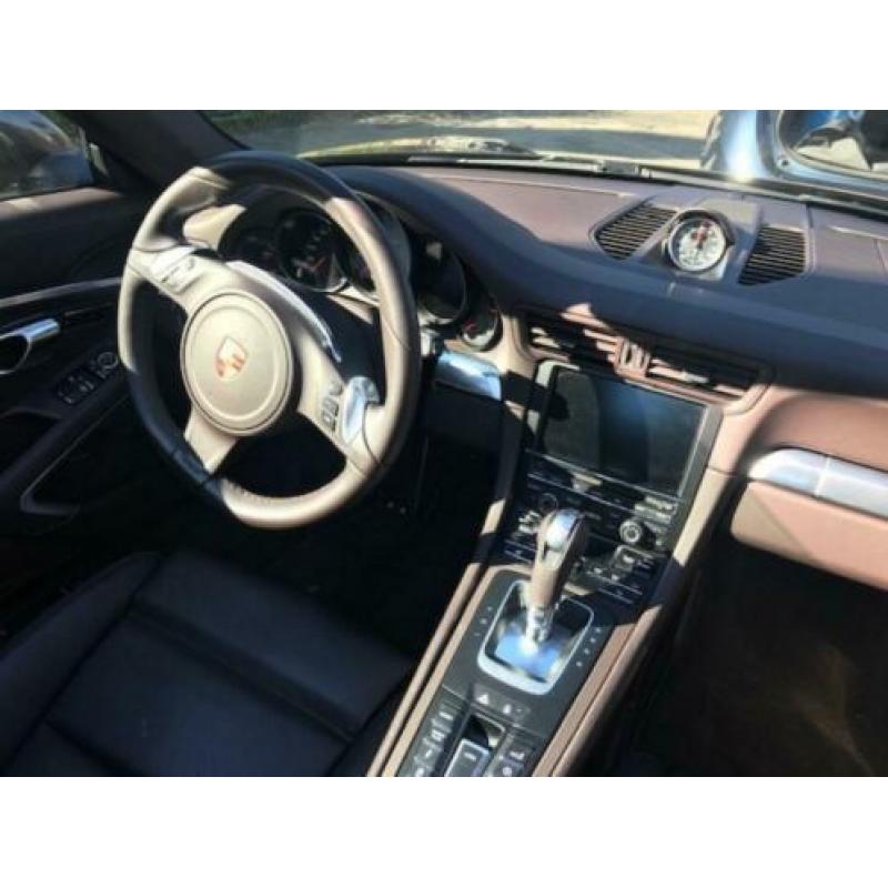 Porsche 911 Targa 4S unieke kleurcombinatie - als nieuw