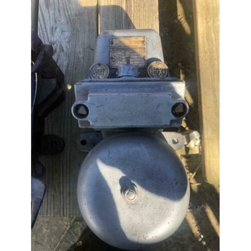 Funke huster bunkertelefoon jaren 50