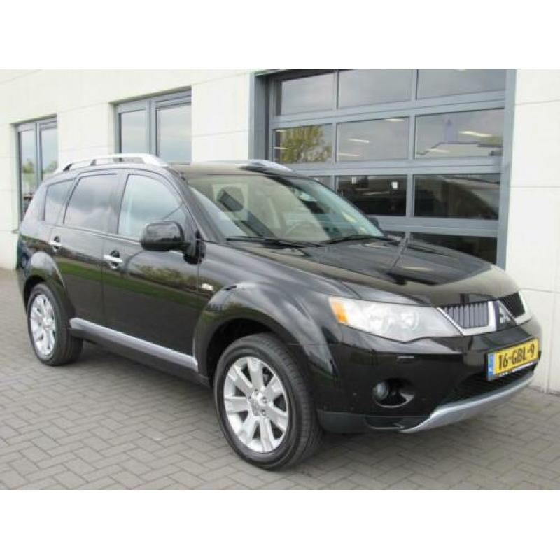 Mitsubishi Outlander 2.2 DI-D Instyle 7-pers. 4WD Dealer ond