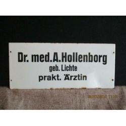 B-303, Curiosa, Emaille praktijkbord Duitse huisarts