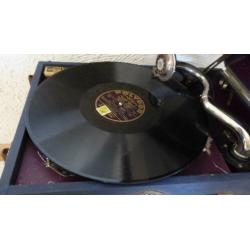 slingergrammofoon ULTRAPHONE, 32 platen