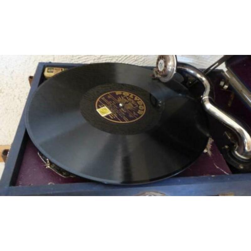 slingergrammofoon ULTRAPHONE, 32 platen