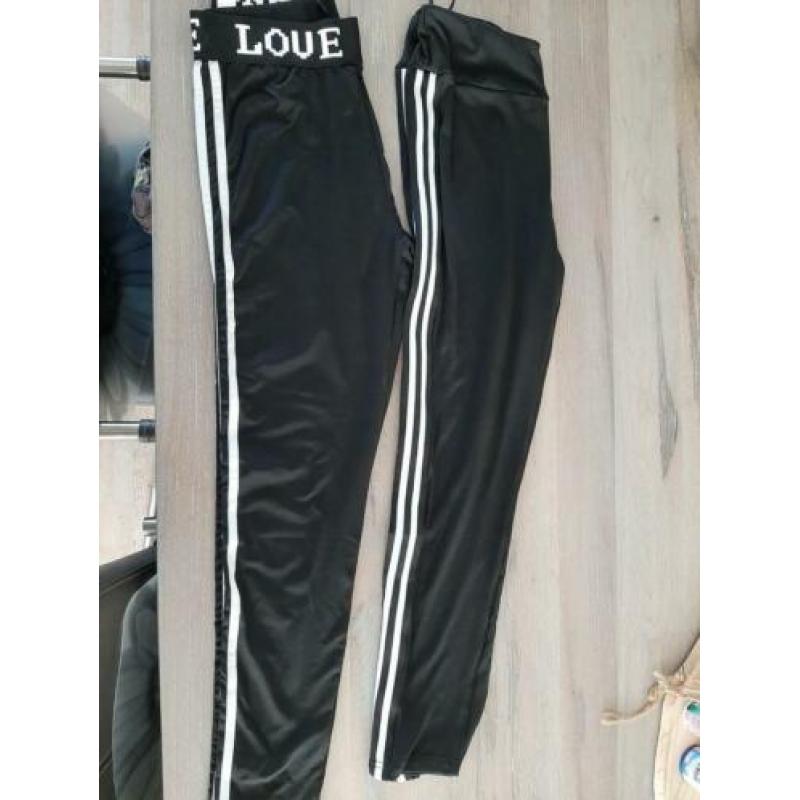 Twee sportleggings trainingsbroek