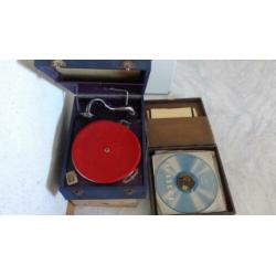slingergrammofoon ULTRAPHONE, 32 platen