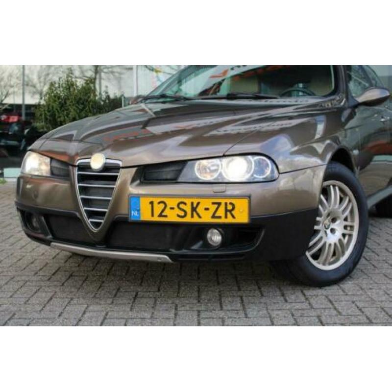 Alfa Romeo 156 Crosswagon Q4 Distinctive, Trekhaak Bose, Led