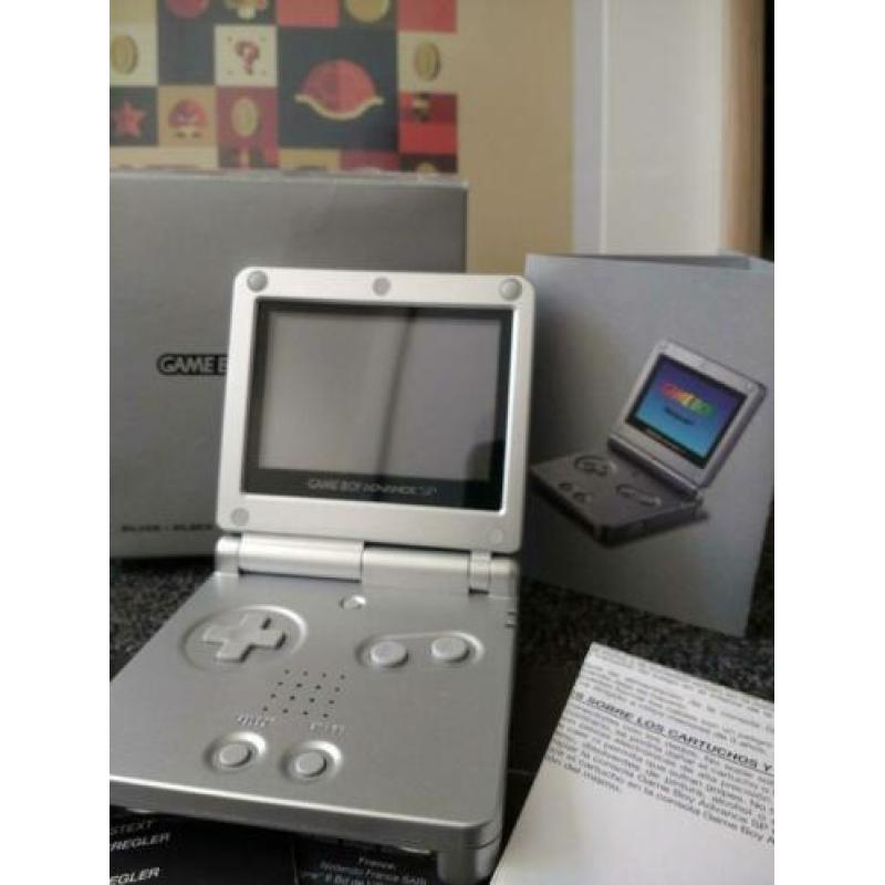 GameBoy Advance SP Console | Silver