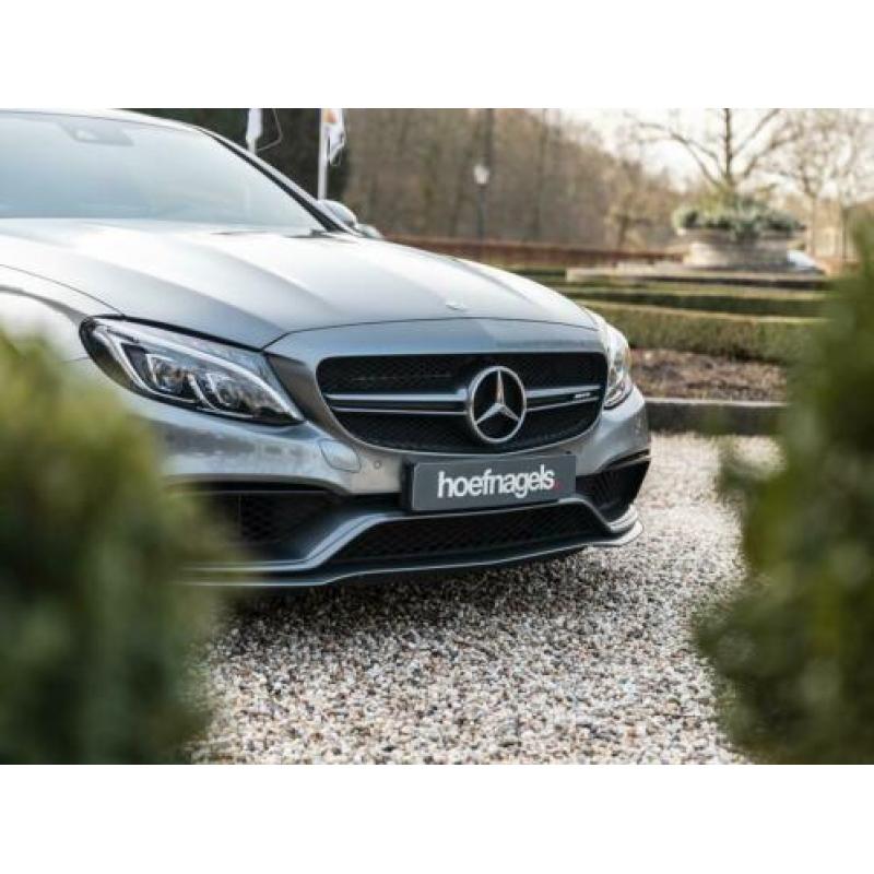 Mercedes-Benz C-Klasse Coupé 63 AMG panorama burmester
