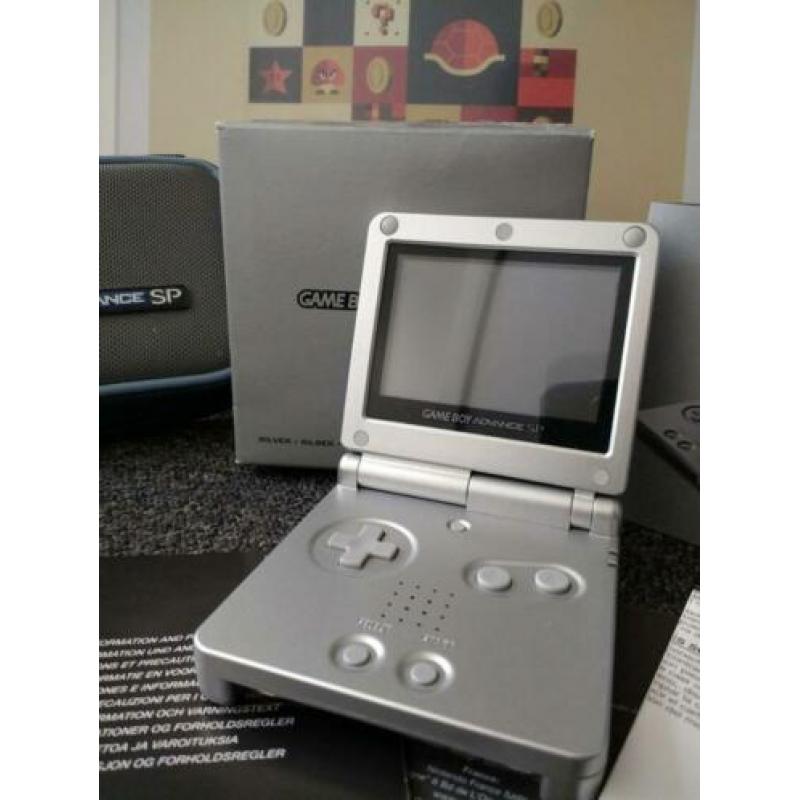 GameBoy Advance SP Console | Silver