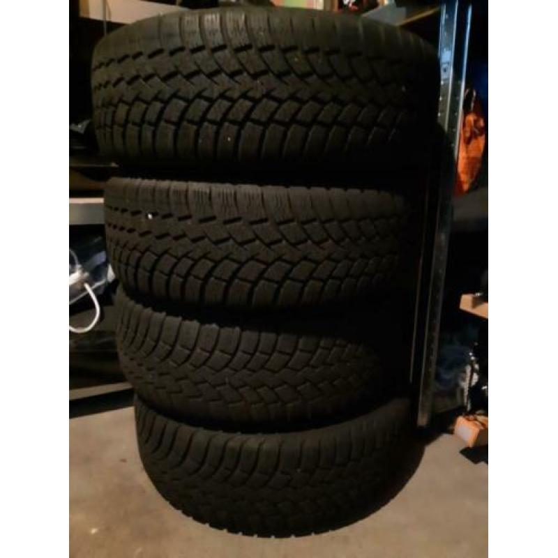 Nokian winterbanden 195/60R15
