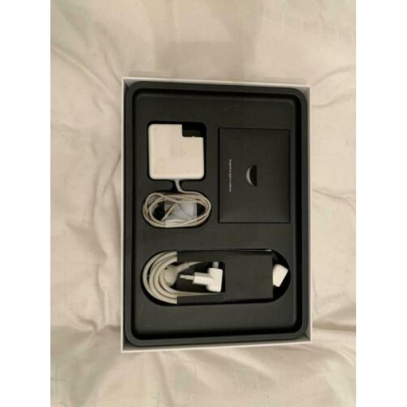 Gebruikte MacBook Retina 13,3” mid 2014 compleet met doos