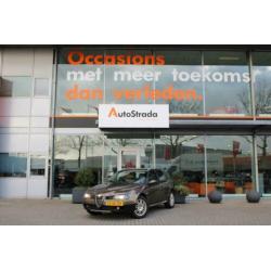 Alfa Romeo 156 Crosswagon Q4 Distinctive, Trekhaak Bose, Led