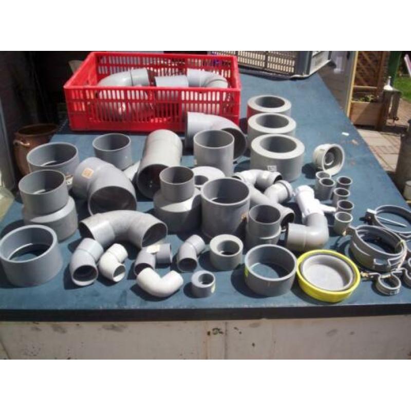 2 kratten pvc materiaal