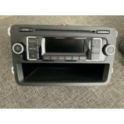 VW RCD210 Radio, CD MP3 NIEUWSTAAT ORIGINEEL