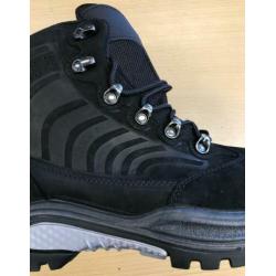 Bata veiligheidsschoenen zwart hoog, type Traxx 204, S3