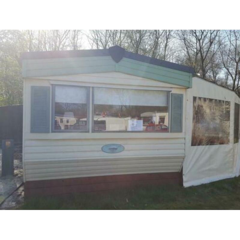 Te koop stacaravan op camping ronostrand in Een.