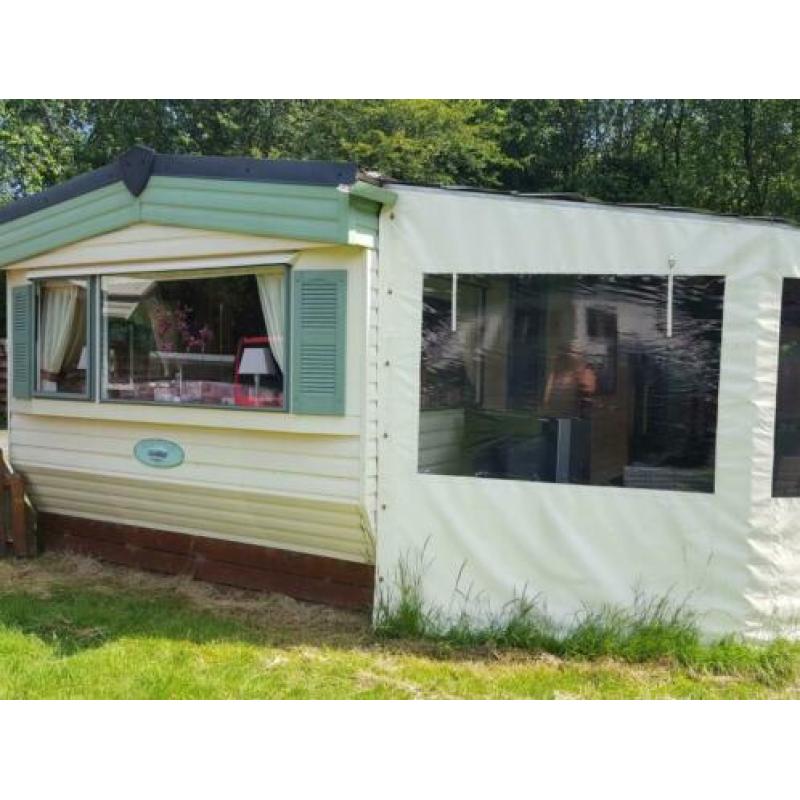 Te koop stacaravan op camping ronostrand in Een.