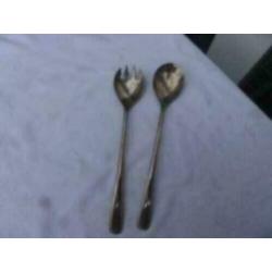 (A17) Italiaans silverplate saladebestek