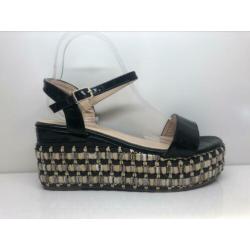 Plateau sandalen verschillende kleuren 36 tot 41 50%korting!