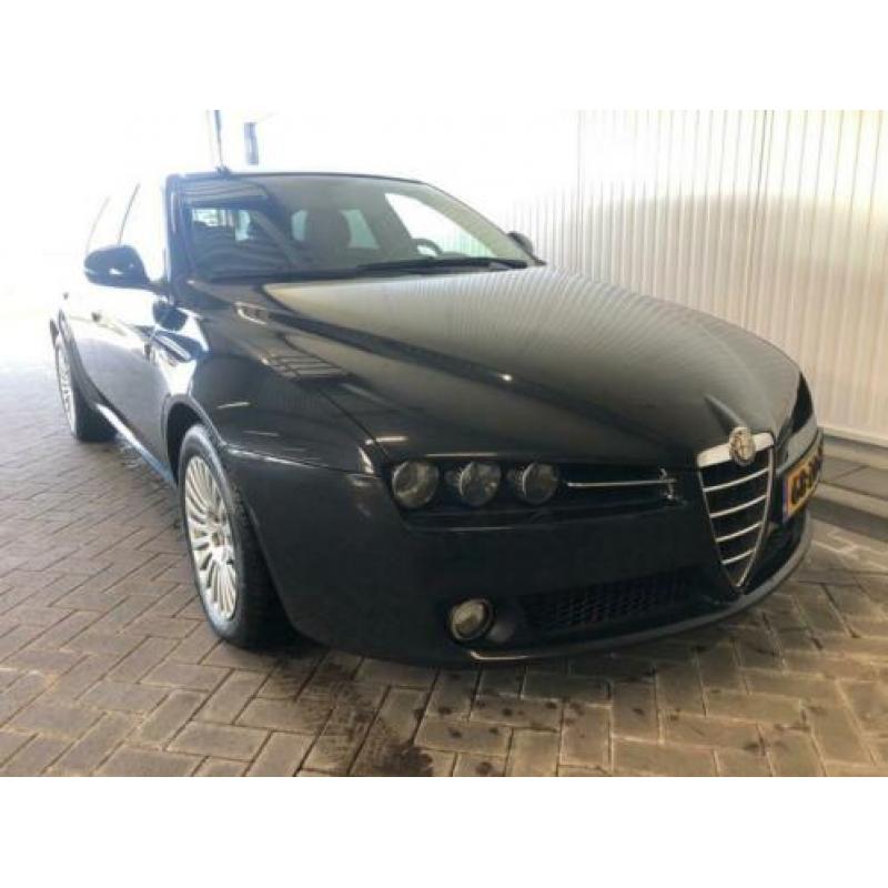 Alfa Romeo Alfa-159 1.9 Jtdm 16V SW 2008 Zwart REVISIE MOTOR