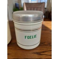 4 emaille crème blikken met gouden biezen 1 grote 3 kleine