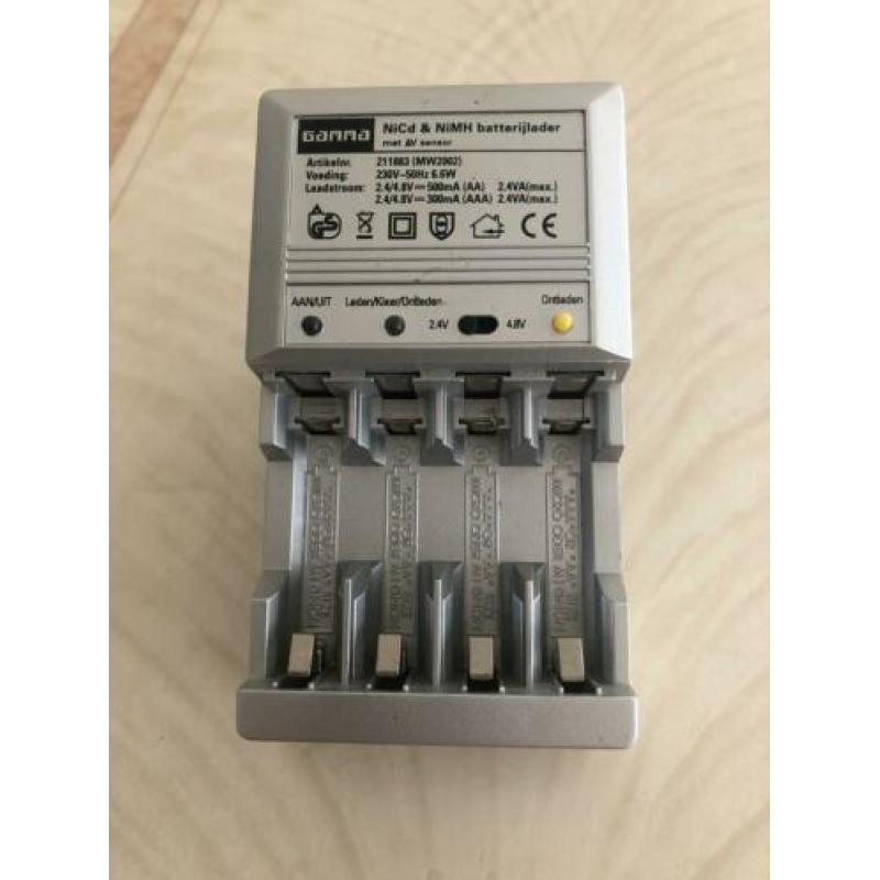 Gamma oplader batterij AA of AAA