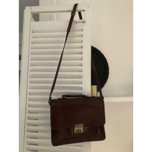Vintage schoudertas bordeaux rood leer