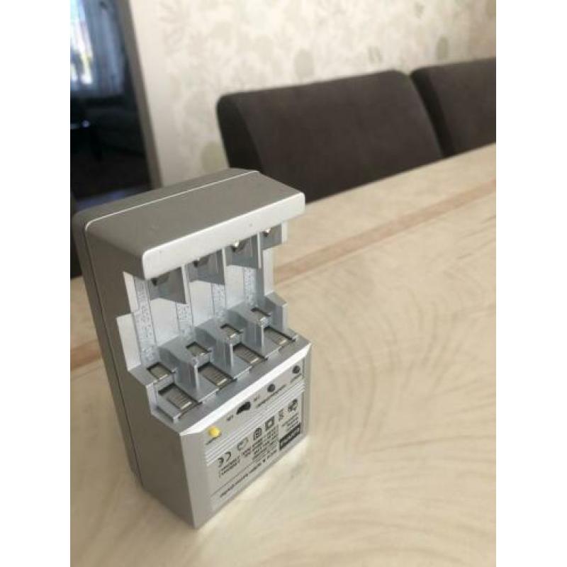 Gamma oplader batterij AA of AAA