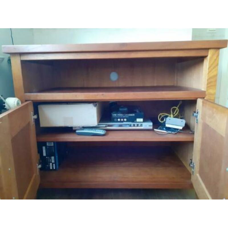 Kersenhouten TV meubel