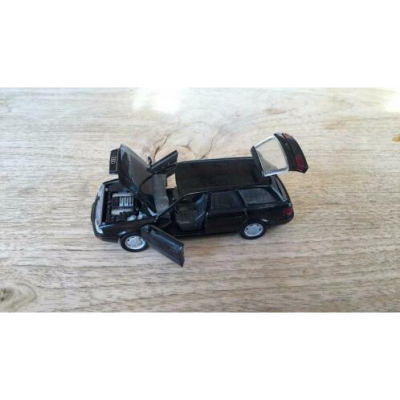 Schabak | Audi 80 | 1:43 | Modelauto