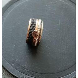 Ixxxi ring maat 17