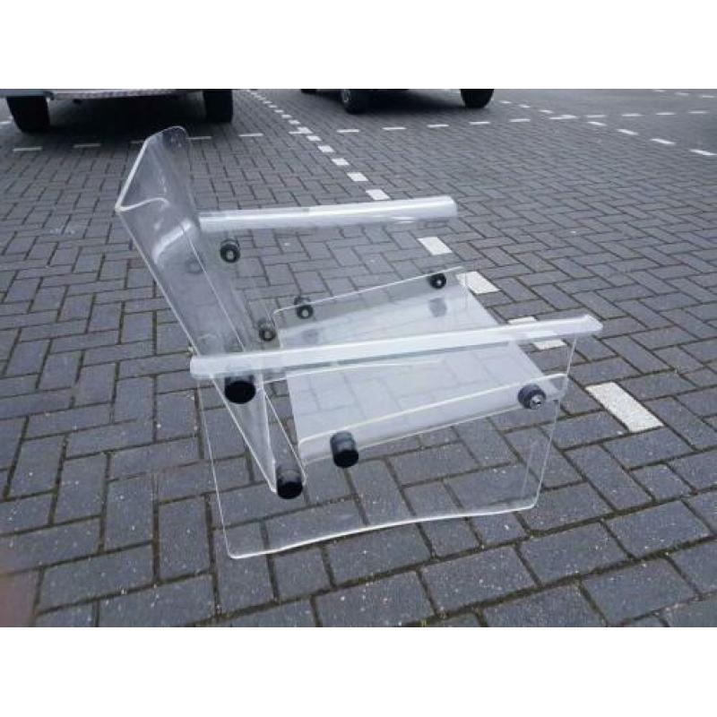 Mid century lucite floating chair, vintage plexiglas stoel