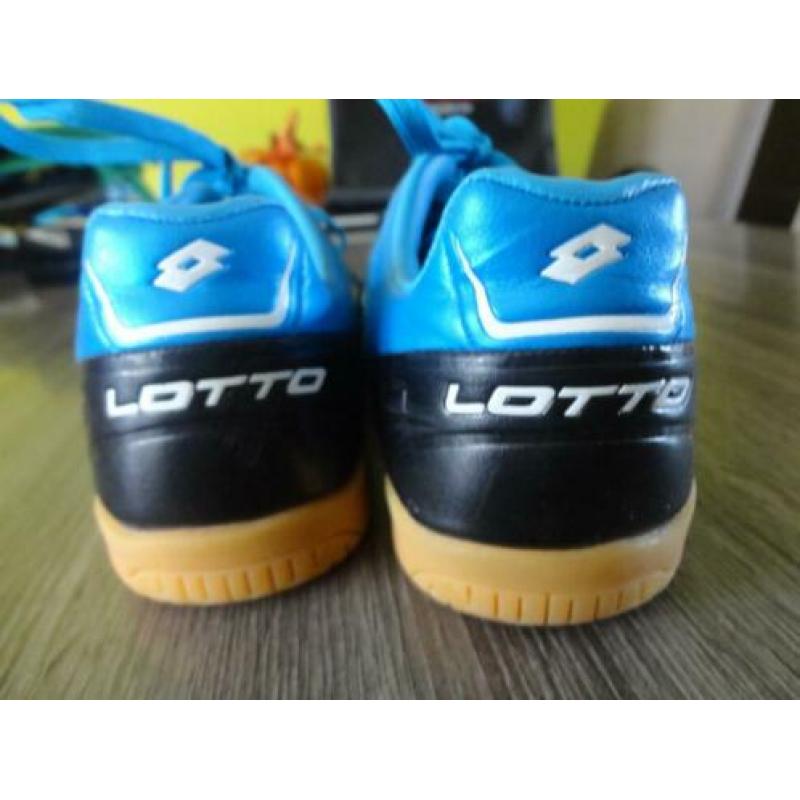 Blauwe Lotto sportschoenen maat 39