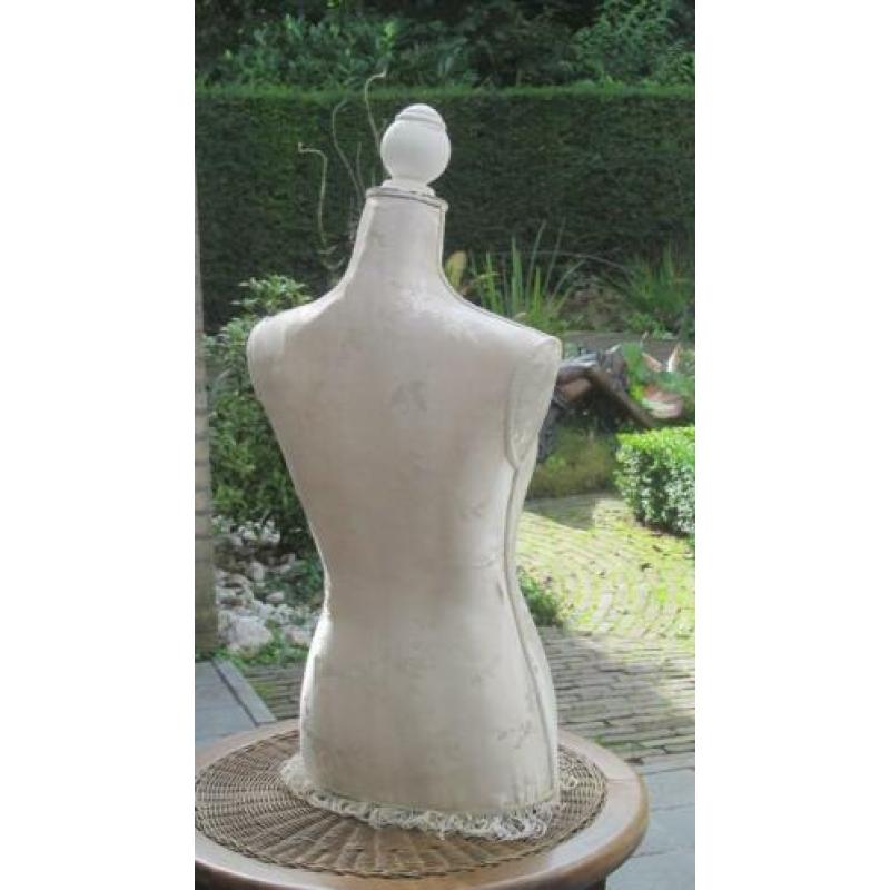Mooie antieke kleding buste of torso.