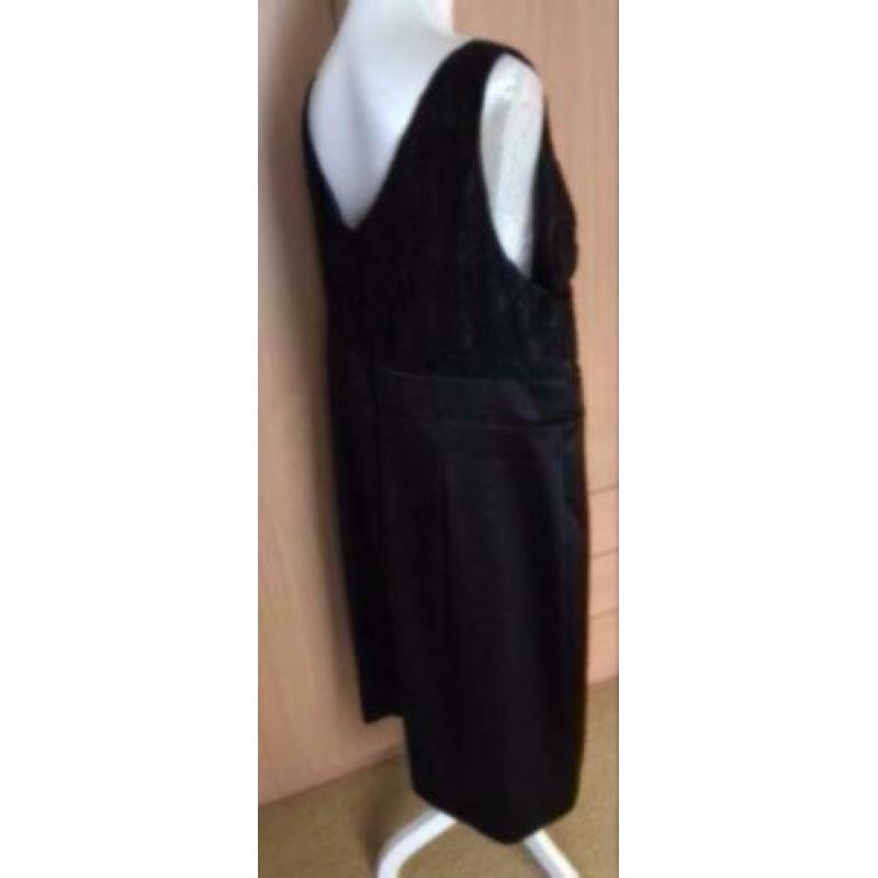 Jurk maat 50 van Debenhams