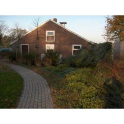 Te huur ;gedeelte woning