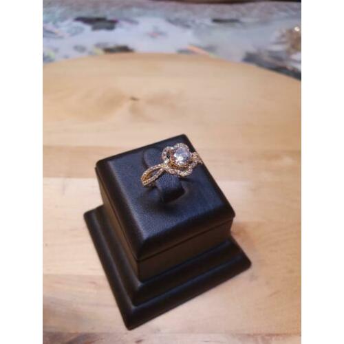 14k dames ring maat 18 met zirkonia