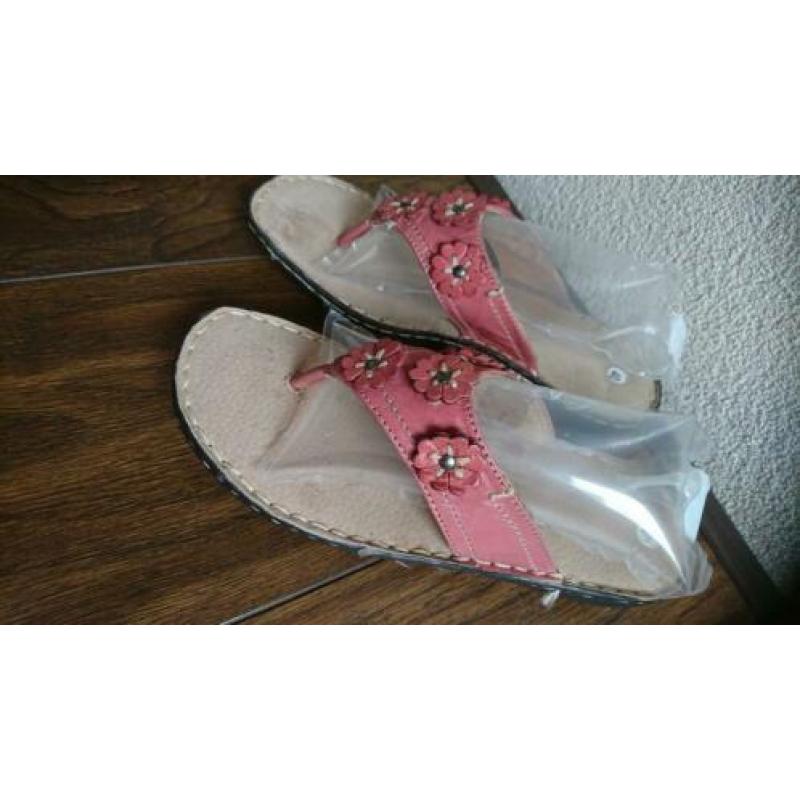 Slippers teenslippers maat 40