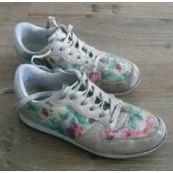 Leuke schoenen maat 35