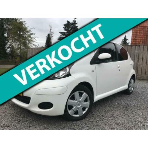Toyota Aygo 1.0-12V Comfort 5-drs, APK, NAP, airco, cv nette