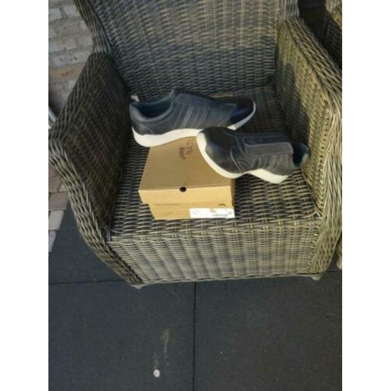 NIEUW Maat 46 Echt Leren Instap schoenen zijn van het merk:
