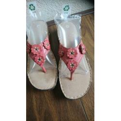 Slippers teenslippers maat 40
