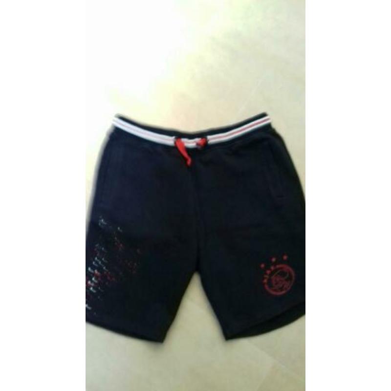 Mooi setje van AJAX.