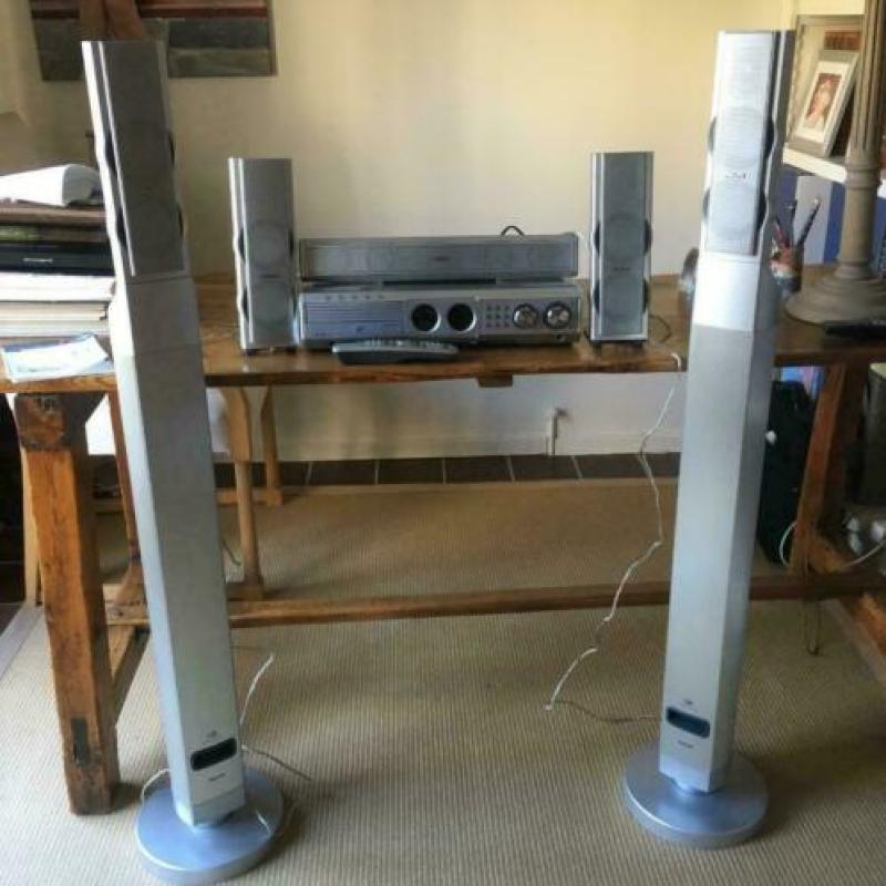 Philips MD5700D Home theater systeem en Sony stereo compact