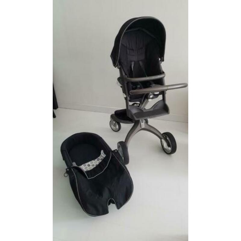 Stokke Xploy compleet + Maxi cosi cabrio fix en adapter
