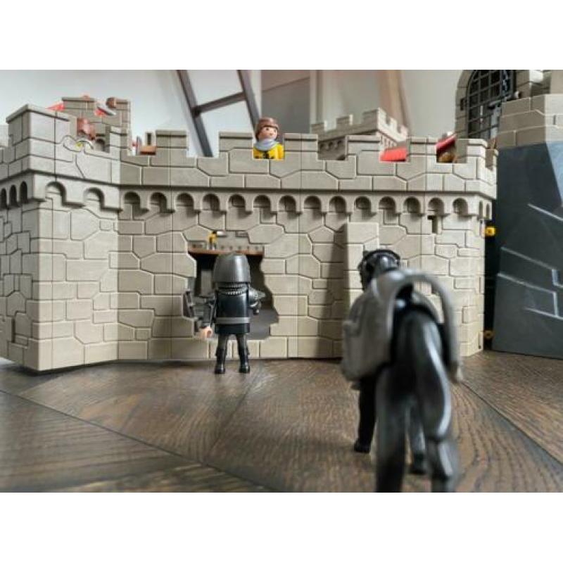 Playmobil Kasteel der Leeuwenridders + Drievoudige Katapult