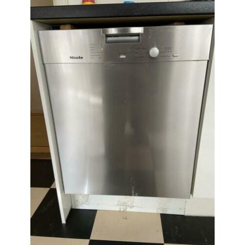 RVS Miele afwasmachine / vaatwasmachine - ca 5 jaar oud