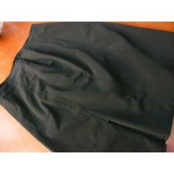 Zwart rokje Kijto maat 4 L 42 44, split