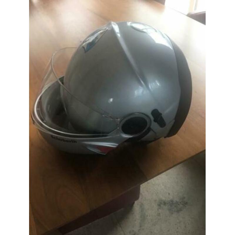 Schubert motorhelm maat 61