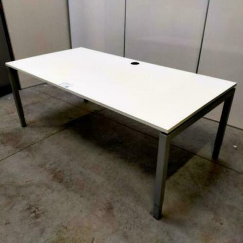 2x professioneel instelbaar bureau 200x100 cm wit blad